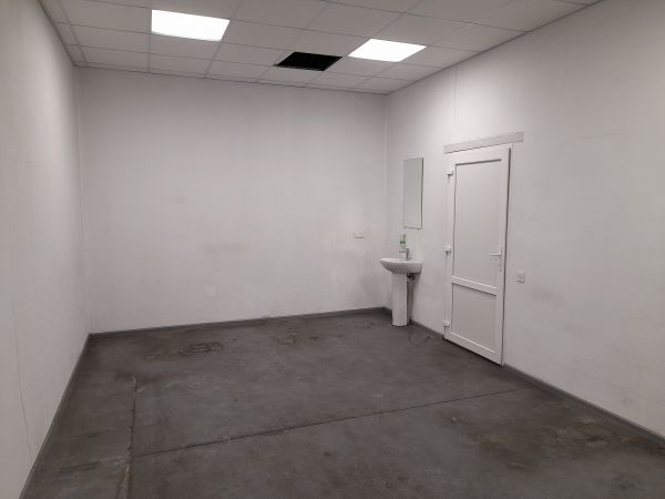 Rent commercial real estate Velika Kl`ceva 4a, Sviatoshinskii,  Kiev, Kiev oblast ID 530699