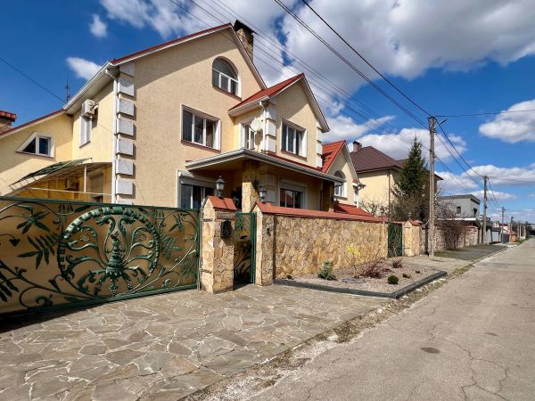 Rent houses vulicia Kv�tneva,  , Kiev oblast ID 530835