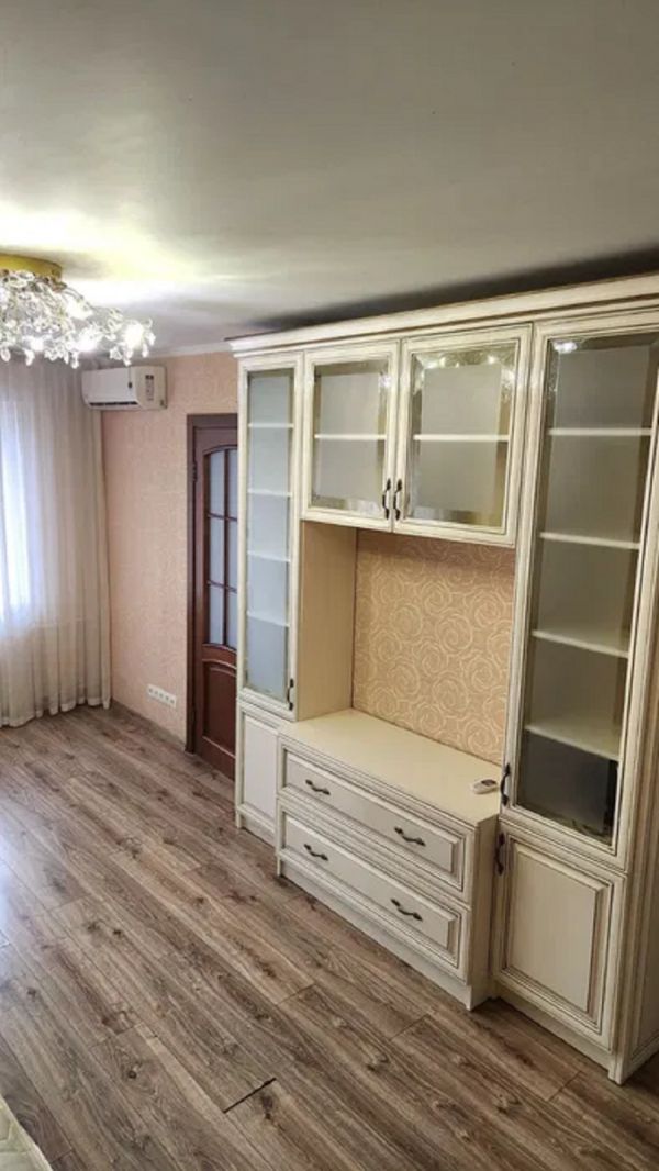 Sale partments Varnenskaia ul., 17,  ,  ID 532362