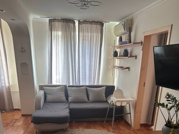 Sale partments Naberezhna Peremogi, ZHovtnevii,  Dnepropetrovsk, Dnipropetrovsk oblast ID 537048